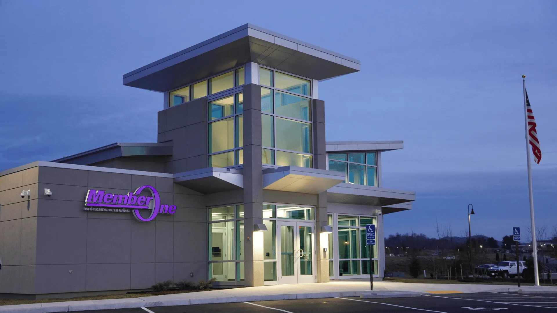 Front of the Member One Credit Union building in Daleville, Virginia.