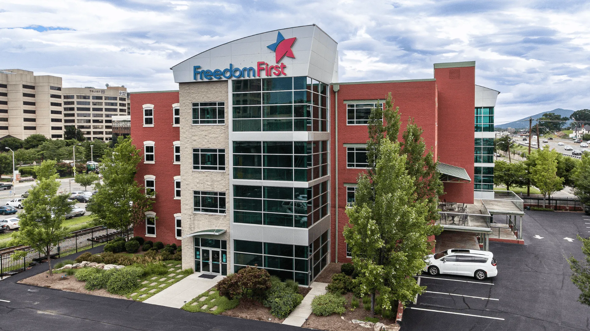 The exterior of the Freedom First Credit Union building on Bullitt Avenue in Roanoke, Virginia.